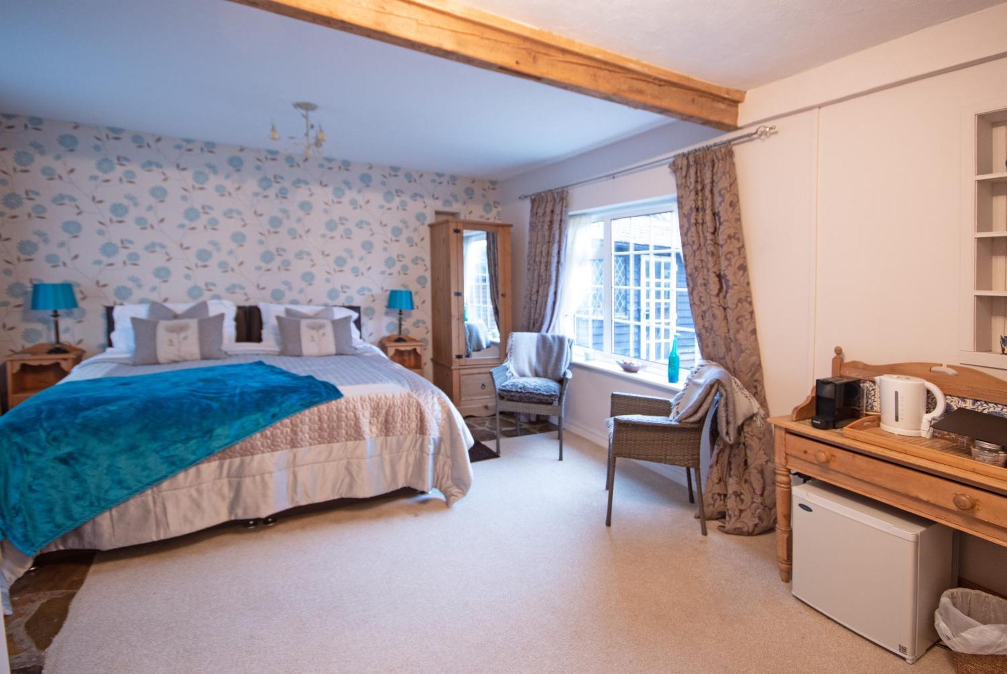 Magpies Lodge Slinfold Bagian luar foto